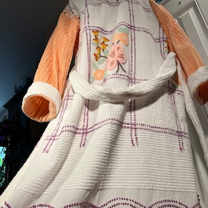 Large unique “Hobnail Bulb Flowers” chenille bathrobe upcycled from vintage hobnail chenille bedspread