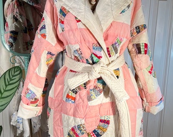 XL soft ‘Fan Quilt’ coat with hood upcycled from vintage handmade flour sack bits tied quilt