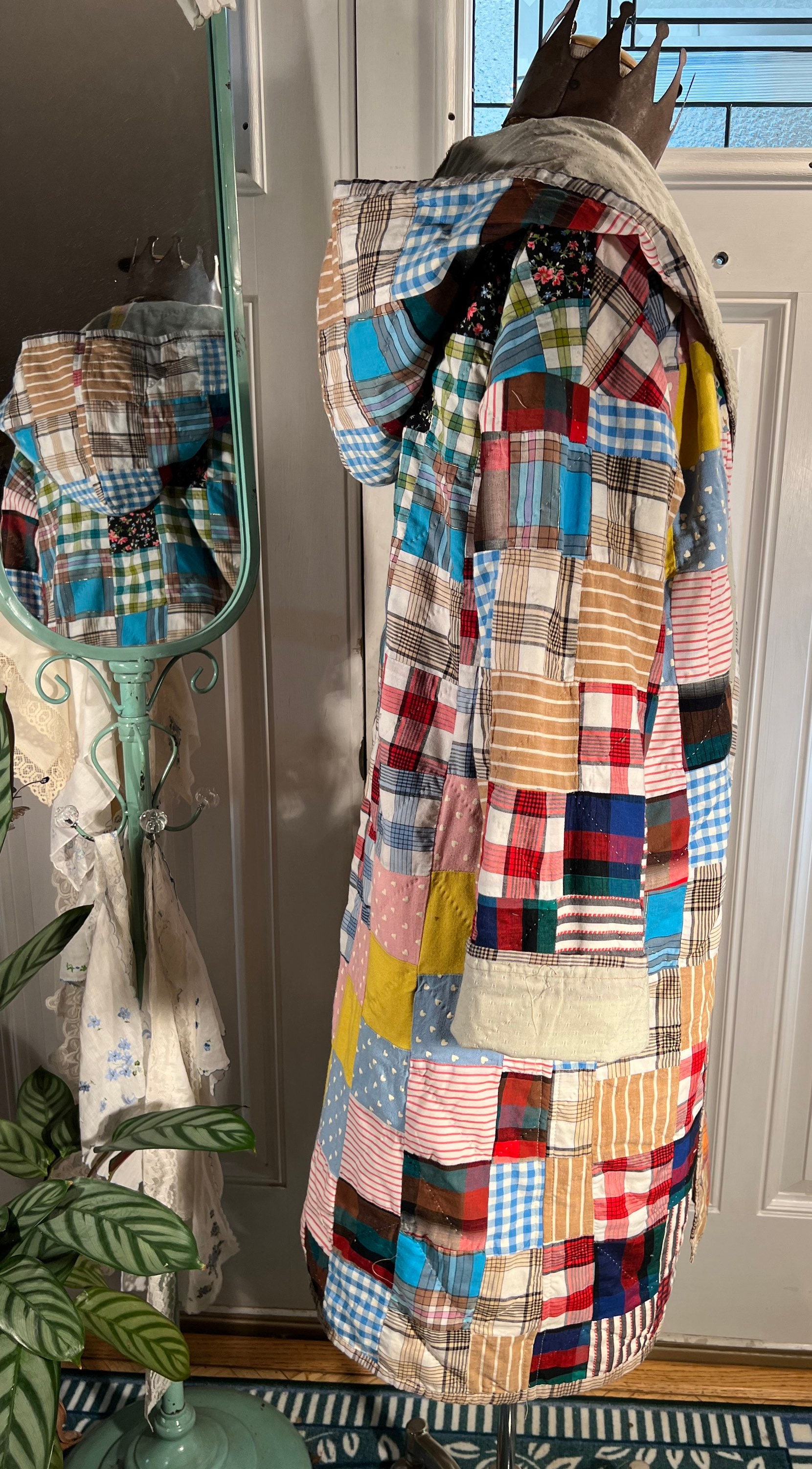 purchases onlinestore Medium 'Trip soft coat 'trip vintage around the  world' and quilt puffy patchwork coat with upcycled World' the Around from  from vintage patchwork patch hood work quilt soft 