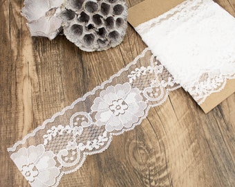 White Floral Lace Trim Remnant Fashion Trimming DIY Sewing and Craft Supplies 3.5 yards