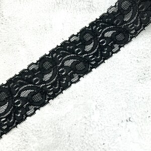 Black Stretch Lace Trim per 5 yards SLT00327