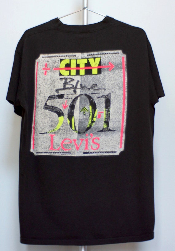 levi 501 t shirt