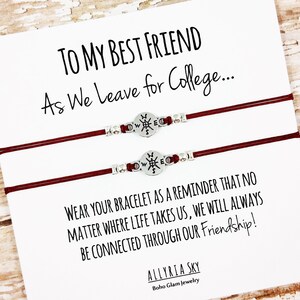 Ensemble de deux bracelets Best Friend avec carte Off to College | BFF, Meilleur ami, Diplômé, Cadeau de fin d’études | Aller au collège Cadeau