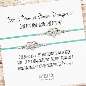 Set of Two Charm Bracelets with Bonus Mom and Bonus Daughter Card Step-Mom, Step-Daughter, Mother's Day Gift Matching Bracelets immagine 1