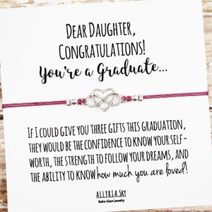 Bracelet de l'amitié avec carte de remise de diplôme « Chère fille » | Cadeau mère fille | Cadeau de remise des diplômes fille | Lycée, Diplômé du Collège