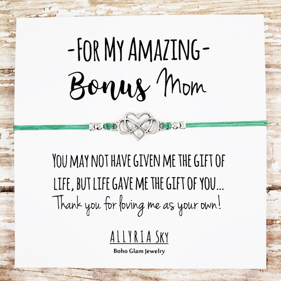 Bonus mom charm discount