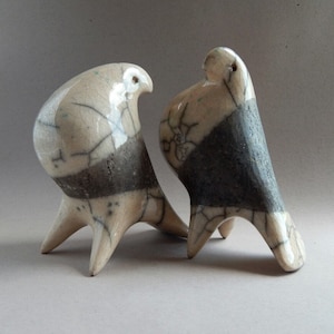 Ceramic sculpture "A pair of pigeons", Raku ceramics, wedding gift, Valentine's Day gift, birthday gift, bird figurine, home decor