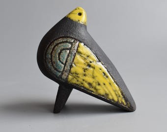 Ceramic figurine - bird, ceramic sculpture, green bird, original gift, birthday present, bright bird, mockingbird, Japanese ceramics, red