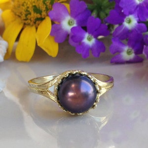 Black Pearl Ring - Natural Pearl - Round Crown Ring - Cocktail Ring - Gold Ring - Wedding Ring - Pearl Jewelry - Promise Ring - Dainty Ring