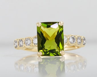 Peridot Ring - August Birthstone - Statement Ring - Gold Ring - Engagement Ring - Rectangle Ring - Cocktail Ring - Green Stone Ring