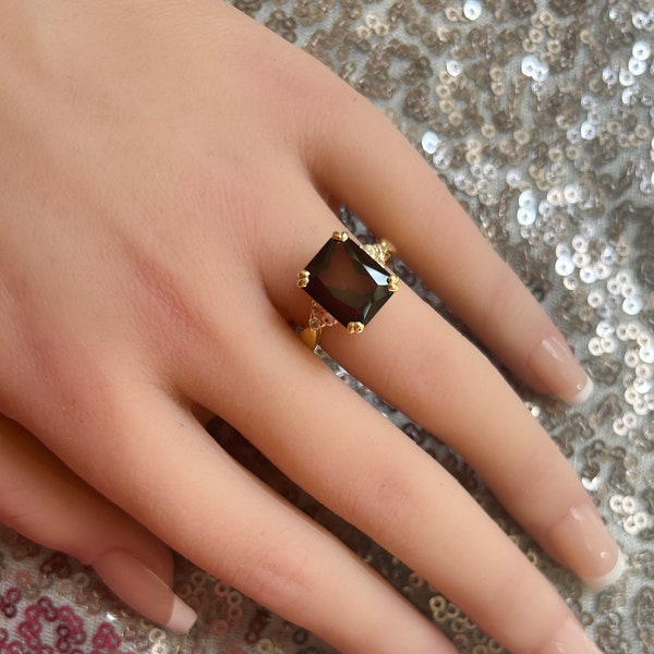 Red Garnet Ring - January Birthstone - Statement Ring - Gold Ring - Engagement Ring - Prong Ring - Rectangle Ring - Cocktail Ring