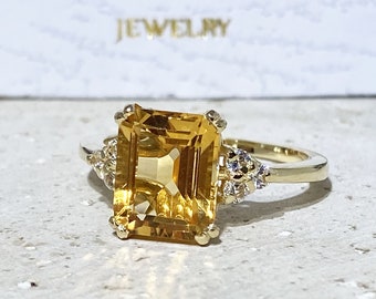 Citrine ring - November Birthstone Jewelry - Statement Ring - Gold Ring - Engagement Ring - Rectangle Ring - Cocktail Ring