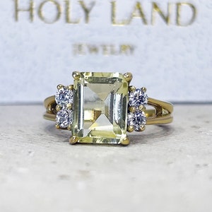 Lemon Quartz Ring - Natural Lemon Quartz - Statement Ring - Gold Ring - Engagement Ring - Rectangle Ring - Cocktail Ring - Yellow Stone Ring