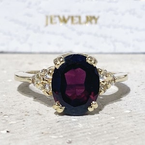 Garnet Ring - January Birthstone - Genuine Garnet - Statement Ring - Gold Ring - Engagement Ring - Prong Ring - Oval Ring - Cocktail Ring