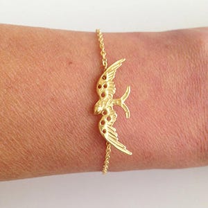 Eagle Bracelet - Bird Bracelet  - Gold Bracelet - Simple Jewelry - Charm Bracelet - Chain Bracelet - Bridesmaid Gift
