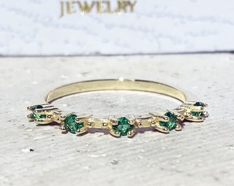 Emerald Ring - Stacking Ring - May Birthstone - Stack Green Ring - Dainty Ring - Tiny Ring - Prong Ring - Simple Jewelry
