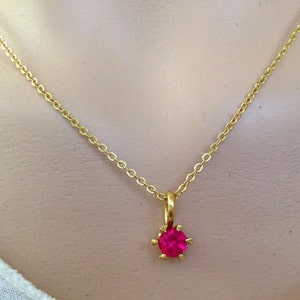 Collar de rubí - colgante de rubí - collar delicado - collar simple - collar de oro - joyería de rubí - collar de piedra preciosa