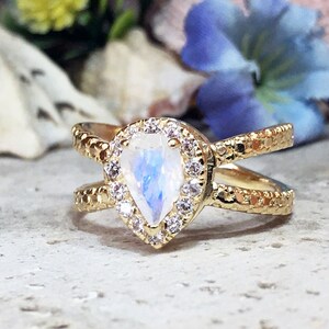 Rainbow Moonstone Ring - June Birthstone - Statement Ring - Gold Ring - Engagement Ring - Teardrop Ring - Cocktail Ring - Prong Ring