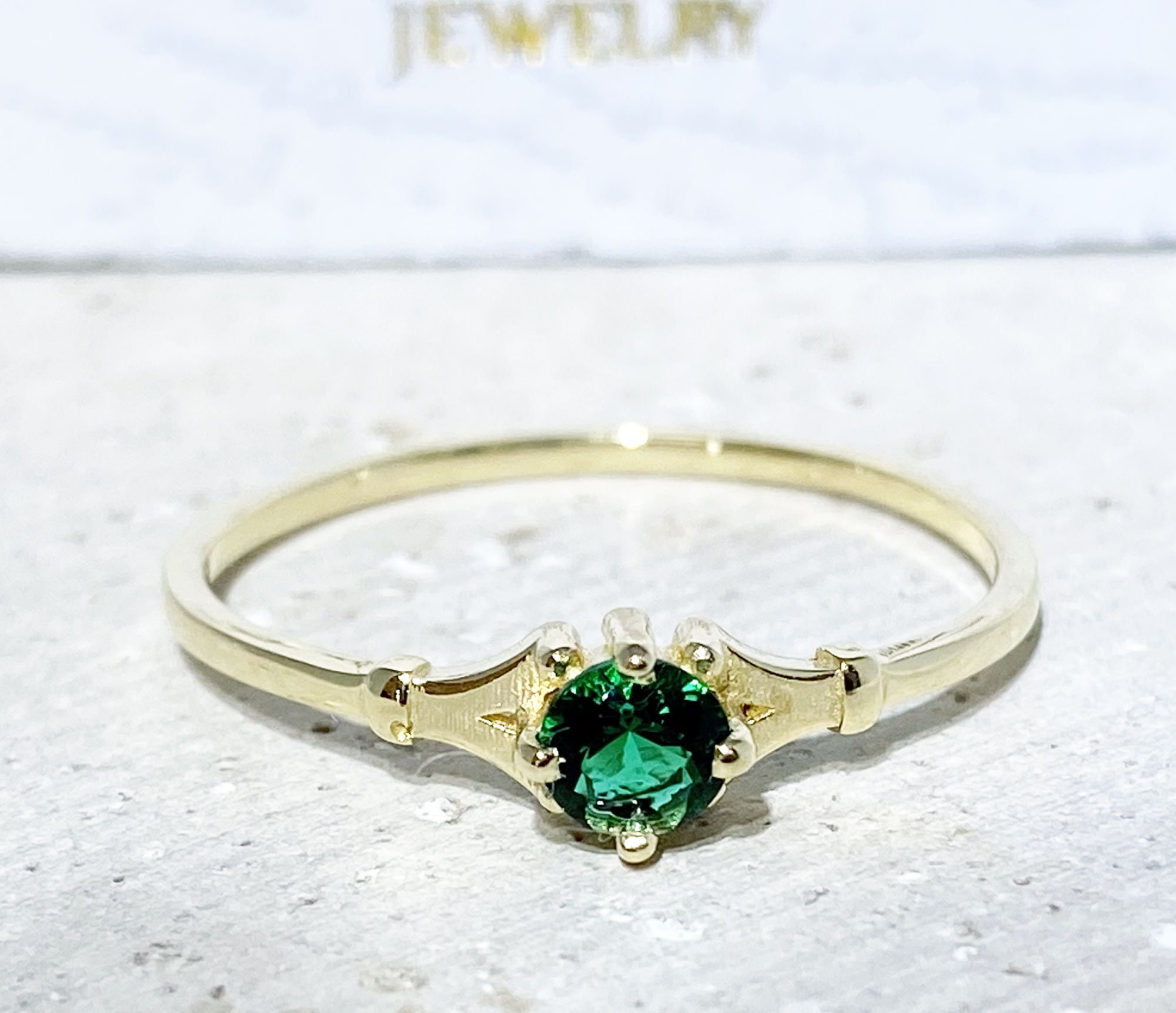 Emerald Ring - May Birthstone - Round Green Gemstone Prong Set Simple…
