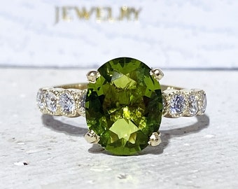 Peridot Ring - August Birthstone - Statement Ring - Gold Ring - Engagement Ring - Oval Ring - Cocktail Ring - Prong Ring- Light Green Ring