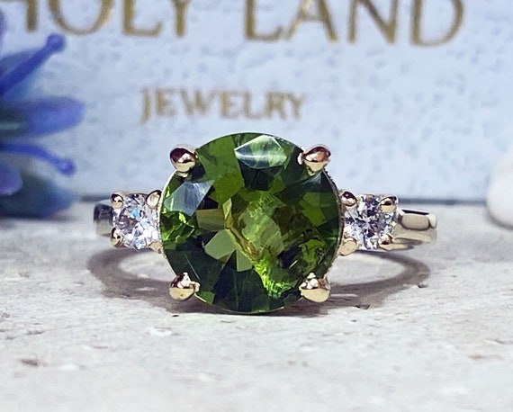 Peridot Diamond Silver Claddagh Ring