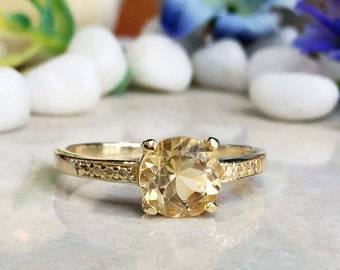 Citrine Ring - November Birthstone - Gold Ring - Gemstone Ring - Round Ring - Prong Ring - Solitaire Ring - Simple Ring