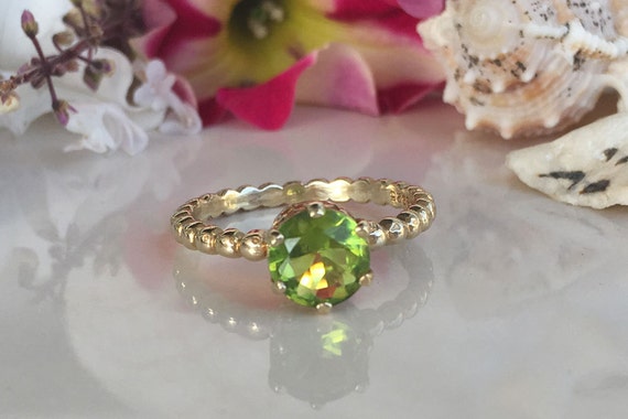 Custom Peridot Ring in Gold - Gardens of the Sun | Ethical Jewelry