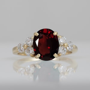 Garnet Ring - January Birthstone - Genuine Garnet - Statement Ring - Gold Ring - Engagement Ring - Gemstone Ring - Cocktail Ring - Oval Ring