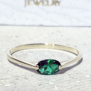 May Birthstone Jewelry - Emerald Ring - Thin Ring - Prong Ring - Stackable Ring - Gemstone Ring - Stacking Ring - Green Ring - Gold Ring