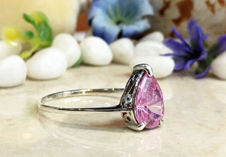 October Birthstone Jewelry Prong Ring Gemstone Ring Simple Ring Rose Quartz Ring Teardrop Ring Gold Ring Pink Quartz Ring