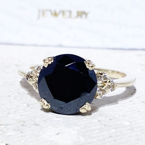 Black Onyx Ring - December Birthstone - Statement Ring - Gold Ring - Engagement Ring - Round Ring - Cocktail Ring - Prong Ring - Party Ring