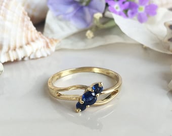 Blue Sapphire Ring - Royal Blue Ring - September Birthstone - Simple Ring - Prong Ring - Dainty Ring - Gemstone Ring