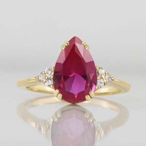 Ruby Ring - Gold Ring - July Birthstone - Gemstone Band - Statement Ring - Engagement Ring - Prong Ring - Teardrop Ring - Cocktail Ring