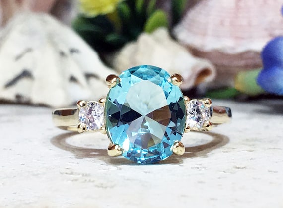 Dazzling Aquamarine Gemstone Stackable Ring in 14k Gold I Buy Now