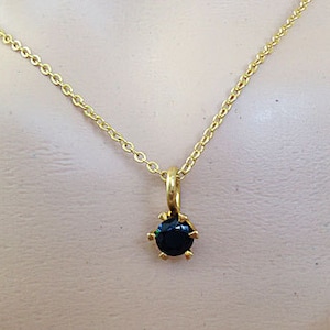 Black Onyx Necklace - Black Pendant - Round Pendant - Simple Necklace - Gold Necklace - Onyx Jewelry - Chain Necklace