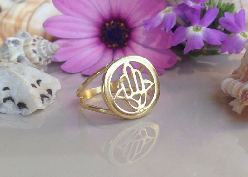 AeraVida Hamsa Hand Ring - Rose Gold Over Sterling Silver, Handmade Spiritual Protection Jewelry