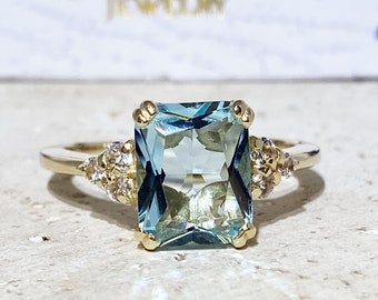 Aquamarine Ring - March Birthstone - Statement Ring - Gold Ring - Engagement Ring - Rectangle Ring - Cocktail Ring - Light Blue Ring