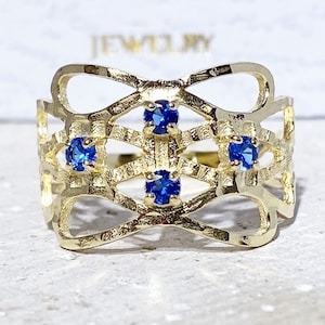 Blue Topaz Ring - Gemstone Ring - Gold Ring - December Birthstone - Prong Ring - Hammered Ring - Blue Stone Ring - Simple Ring - Dainty Ring
