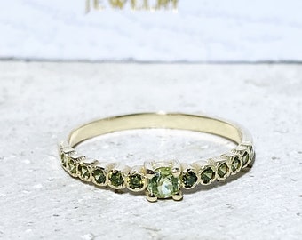 Peridot Ring - Gold Ring - Stack Ring - Bezel Set - Light Green Ring - Slim Ring - Delicate Ring - Dainty Ring - August Birthstone