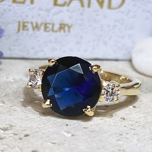 Blue Sapphire Ring - September Birthstone - Statement Ring - Gold Ring - Engagement Ring - Round Ring - Cocktail Ring - Prong Ring