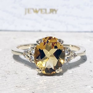 Citrine ring - November Birthstone - Statement Ring - Gold Ring - Engagement Ring - Prong Ring - Oval Ring - Cocktail Ring - Statement Ring