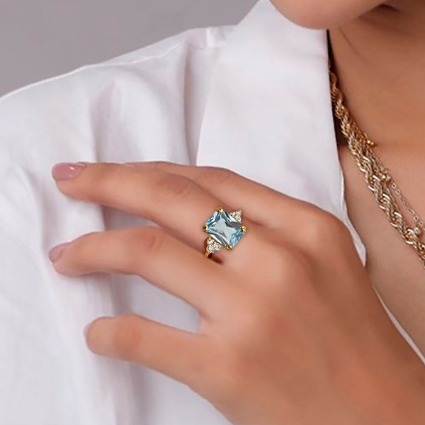 Aquamarine Ring - March Birthstone - Statement Ring - Gold Ring - Engagement Ring - Gemstone Ring - Rectangle Ring - Cocktail Ring