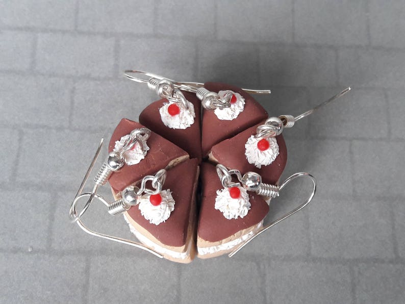 Slices of cake earrings. image 4