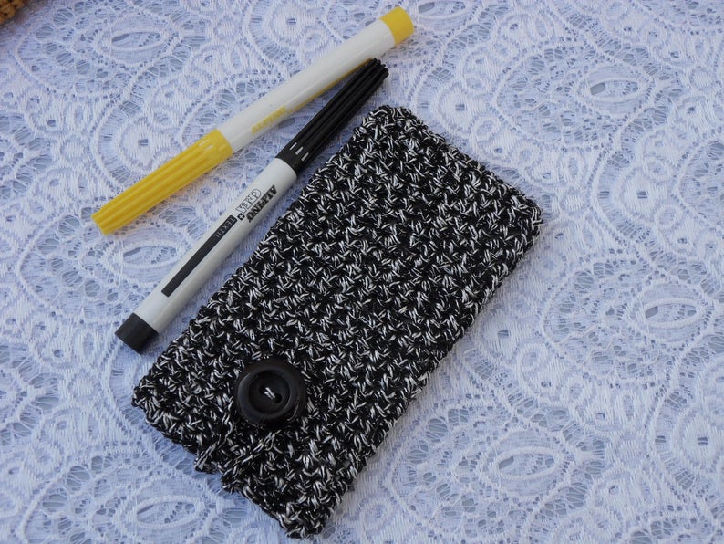 crochet phone case iphone cover smartphone sleeve LG samsung apple cellphone sleeve cellphone cover