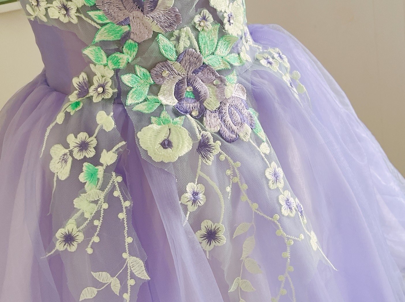 purple lace homecoming dress purple lace homecoming dress Wedtrend Women Sparkly Lilac Cute Homecoming  Dress with Appliques A Line Lace Up Back Sequin Short Prom Dress   WEDTREND-parroquiadesanalbertomagno.com