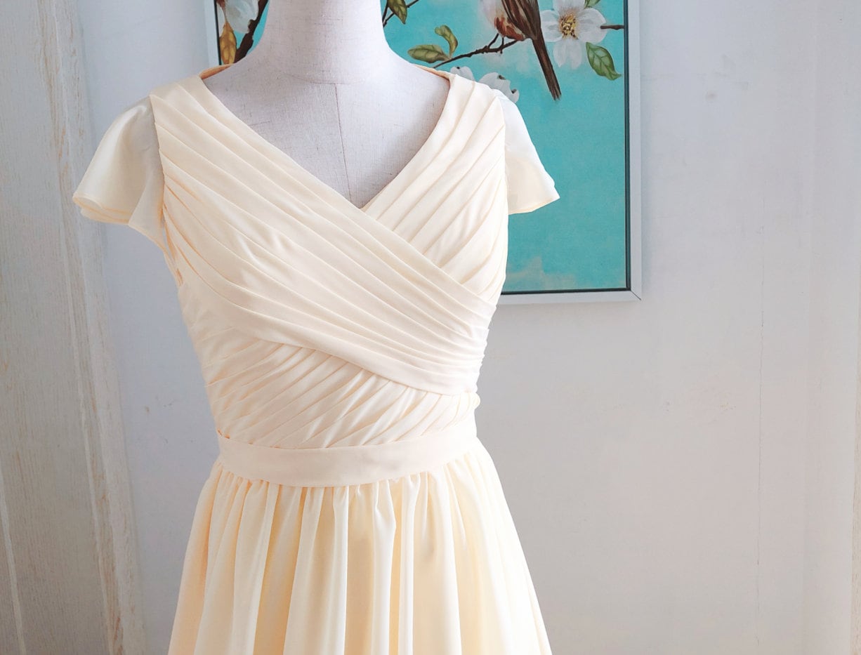 Flutter Sleeve Yellow Chiffon Bridesmaid Dress: Long Summer Gown Flutter Sleeve Yellow Chiffon Bridesmaid Dress: Long Summer Gown