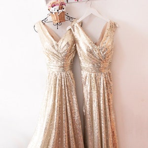 Champagne Sequin Evening Dresses Sequin Wedding Guest Dresses V Neck Gold Sequin Bridesmaid Dresses