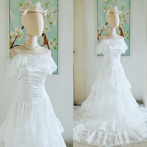 Off Shoulder Princess Tiered Lace Wedding Dress Long Sleeve Bridal Gowns image 3