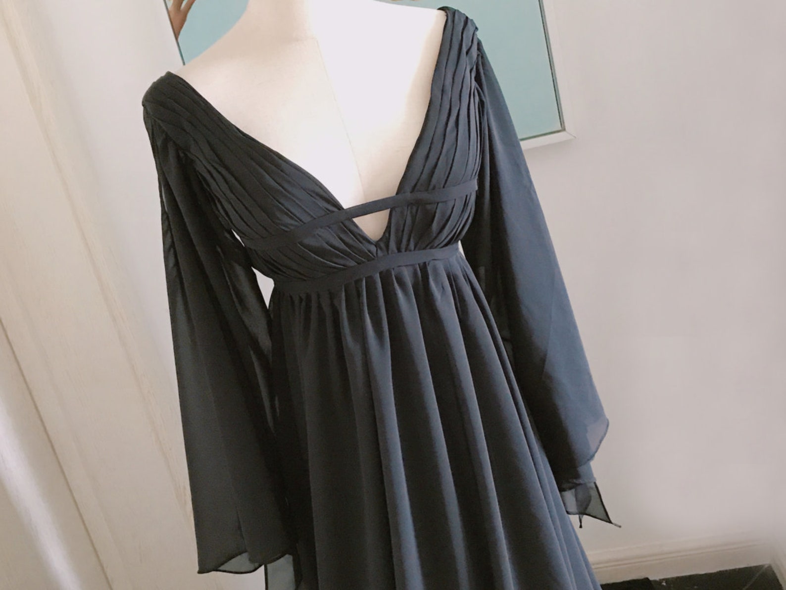 BAT SLEEVE CHIFFON DRESS