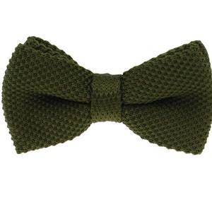 Olive Green Bow Ties. Mrtini Olive Bow Ties. Mens Bowtie Olive Green. Dark Olive Bowtie. Army Green Bowtie.